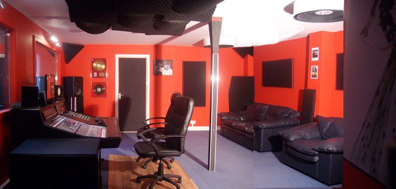 Image: https://drwatsonaudio.co.uk/2020-aaa.jpeg